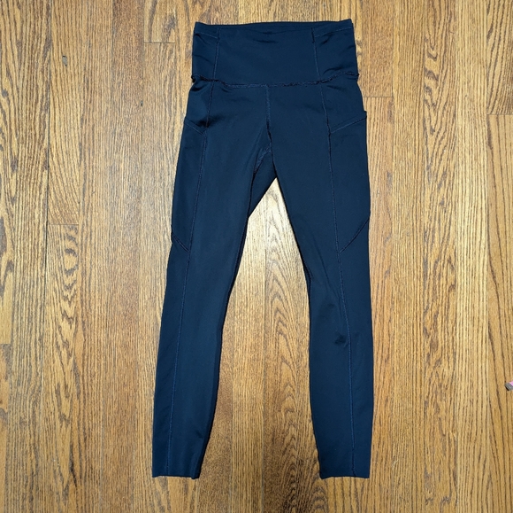 Lululemon Fast and Free high rise 25” legging Size 4, True Navy. *LIKE NEW* - Picture 5 of 6